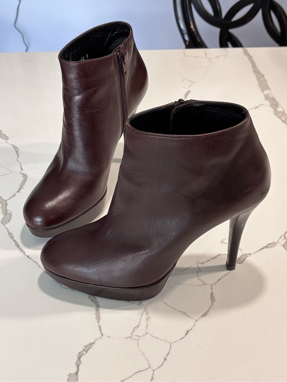 Stuart Weitzman Dark Brown Leather Stiletto High-Heel Ankle Booties Women’s 6.5